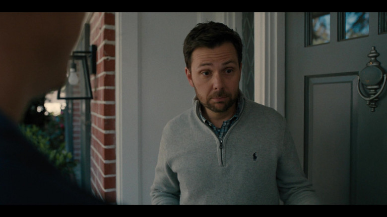 Ralph Lauren Sweater in Beef S01E01 The Birds Don't Sing, They Screech in Pain (2)