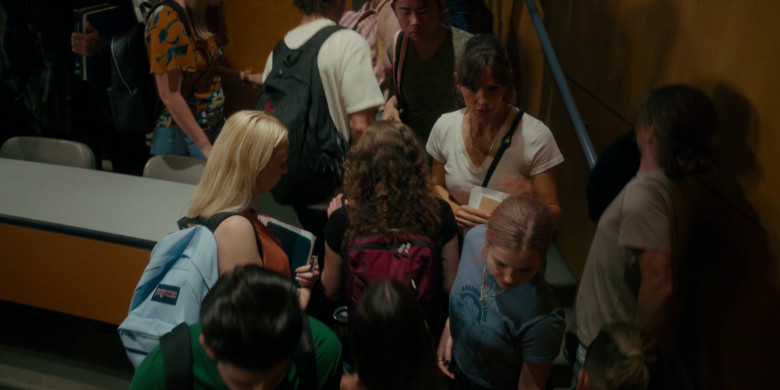 JanSport Backpack in The Last Thing He Told Me S01E04 "Witness to Your Life" (2023) - 365994
