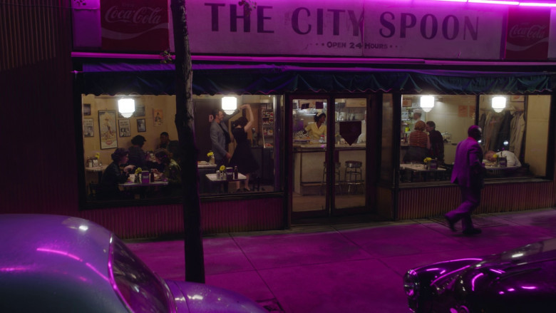 Coca-Cola Soda Signs in The Marvelous Mrs. Maisel S05E05 "The Pirate Queen" (2023) - 366019
