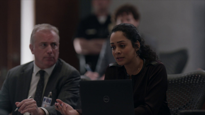 The Rookie Feds s01e21 (h00 m04 s26) #267