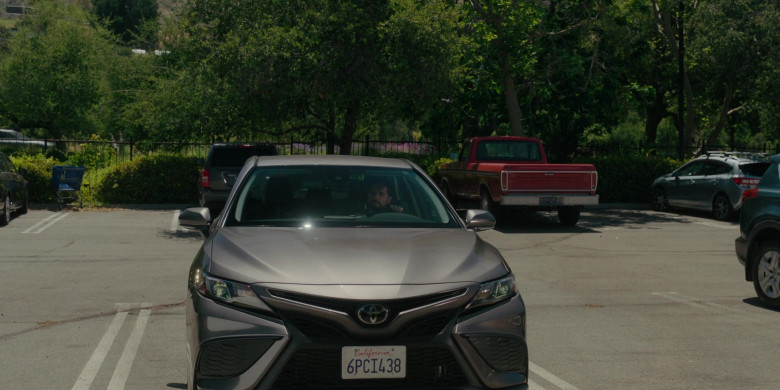 Toyota Camry Car in The Last Thing He Told Me S01E02 The Day After (2023)