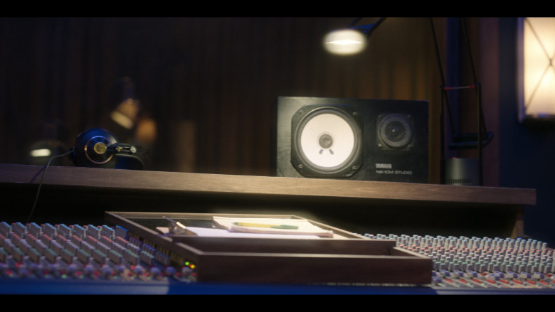 Yamaha Speakers and AKG Headphones in Wu-Tang An American Saga S03E09 After the Smoke Is Clear (2)