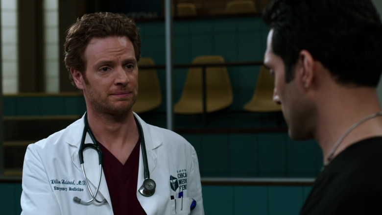 3M Littmann Stethoscopes in Chicago Med S08E22 "Does One Door Close and Another One Open?" (2023) - 374572