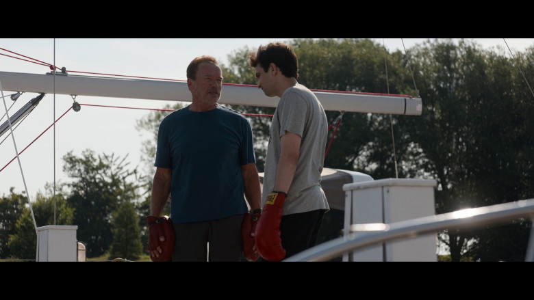 Everlast Boxing Gloves Worn by Jay Baruchel as Carter in FUBAR S01E06 "Royally Flushed" (2023) - 374228