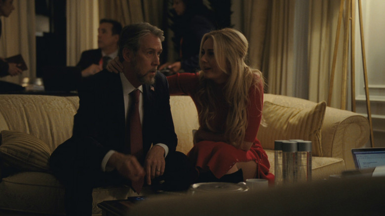 Voss Water Bottles in Succession S04E08 "America Decides" (2023) - 369969