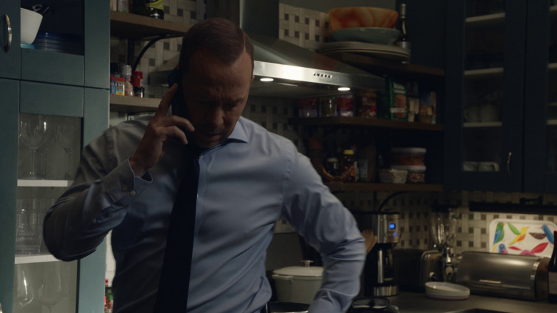 Old Bay Seasoning by McCormick & Company in Blue Bloods S13E20 "Irish Exits" (2023) - 370063
