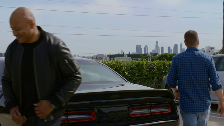 Dodge Challenger Car in NCIS: Los Angeles S14E20 "New Beginnings" (2023) - 370233