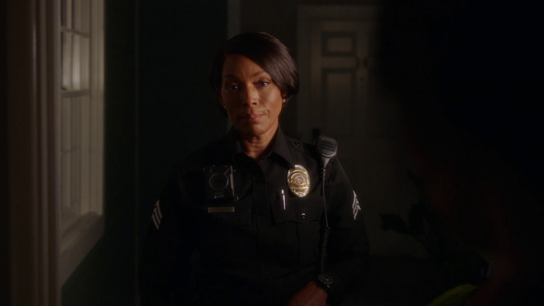 Axon Bodycam of Angela Bassett as Athena Grant-Nash in 9-1-1 S06E17 "Love Is in the Air" (2023) - 367951