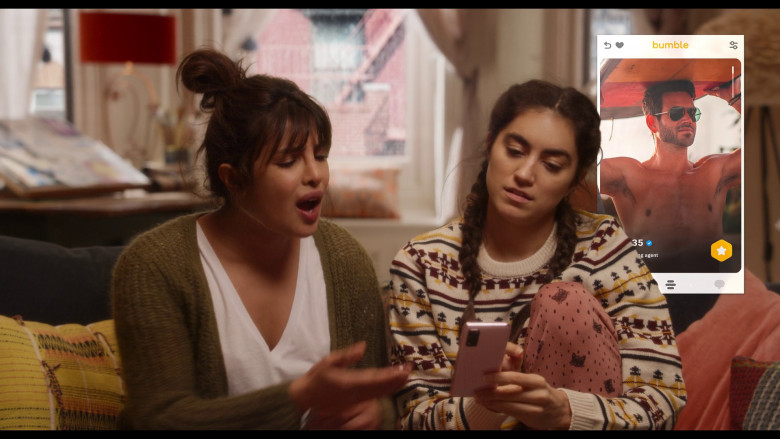 Bumble Online Dating Application Used by Priyanka Chopra Jonas as Mira Ray and Sofia Barclay as Suzy Ray in Love Again (2023) - 373114