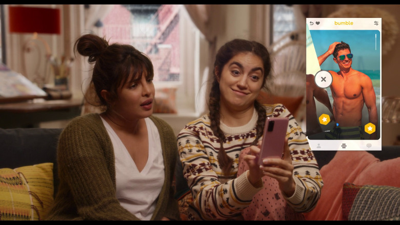 Bumble Online Dating Application Used by Priyanka Chopra Jonas as Mira Ray and Sofia Barclay as Suzy Ray in Love Again (2023) - 373118