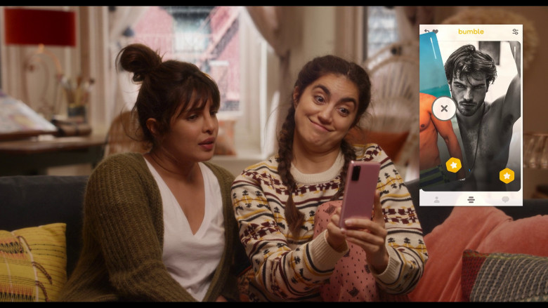 Bumble Online Dating Application Used by Priyanka Chopra Jonas as Mira Ray and Sofia Barclay as Suzy Ray in Love Again (2023) - 373119