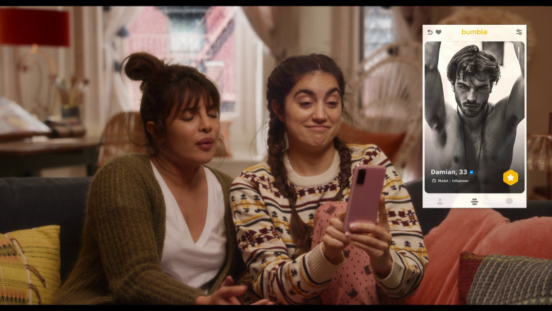 Bumble Online Dating Application Used by Priyanka Chopra Jonas as Mira Ray and Sofia Barclay as Suzy Ray in Love Again (2023) - 373120