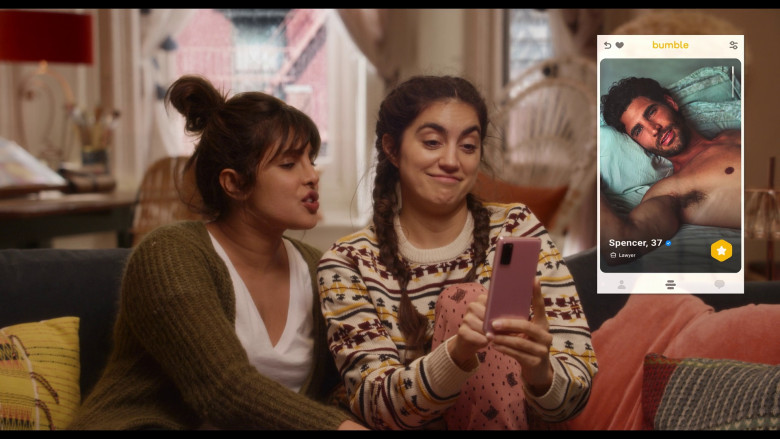 Bumble Online Dating Application Used by Priyanka Chopra Jonas as Mira Ray and Sofia Barclay as Suzy Ray in Love Again (2023) - 373121