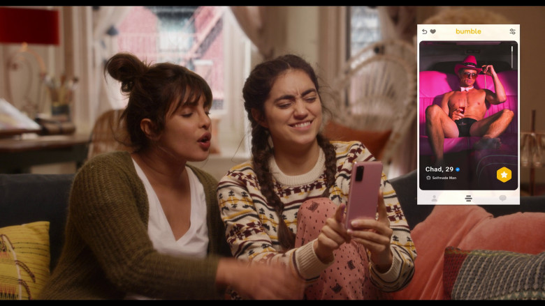 Bumble Online Dating Application Used by Priyanka Chopra Jonas as Mira Ray and Sofia Barclay as Suzy Ray in Love Again (2023) - 373123
