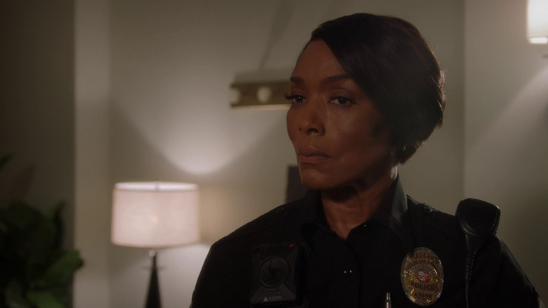 Axon Bodycam of Angela Bassett as Athena Grant-Nash in 9-1-1 S06E17 "Love Is in the Air" (2023) - 367953