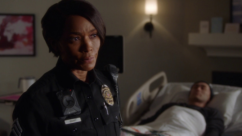 Axon Bodycam of Angela Bassett as Athena Grant-Nash in 9-1-1 S06E17 "Love Is in the Air" (2023) - 367954