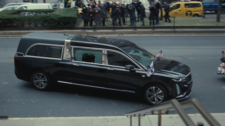 Cadillac Funeral Car in Succession S04E09 "Church and State" (2023) - 372630