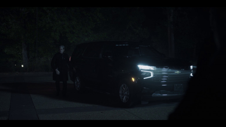 Chevrolet Tahoe Car in Class of '09 S01E01 "Part of Something" (2023) - 368600