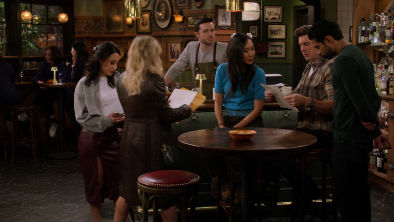 Red Bull Energy Drink on the Table, Bombay Sapphire Gin, Coors Banquet, Peroni, Glenlivet 12 Whisky, Ketel One and Tito's Vodka Bottles in How I Met Your Father S02E12 "Not a Mamma Mia" (2023) - 373454