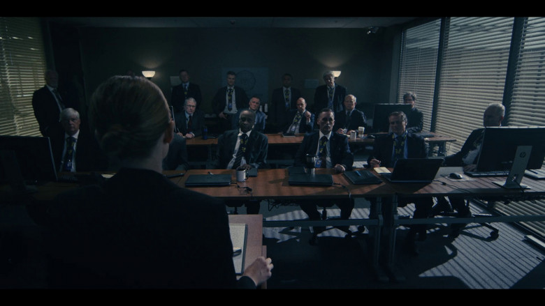 HP Monitors in Class of '09 S01E01 "Part of Something" (2023) - 368615