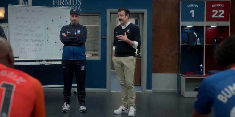 Nike Cortez Shoes and Sweater Worn by Jason Sudeikis in Ted Lasso S03E09 "La Locker Room Aux Folles" (2023) - 368491