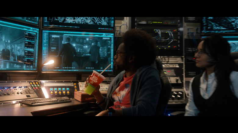 7-Eleven Big Gulp Drink Enjoyed by Milan Carter as Barry in FUBAR S01E03 "Honeyplot" (2023) - 374029