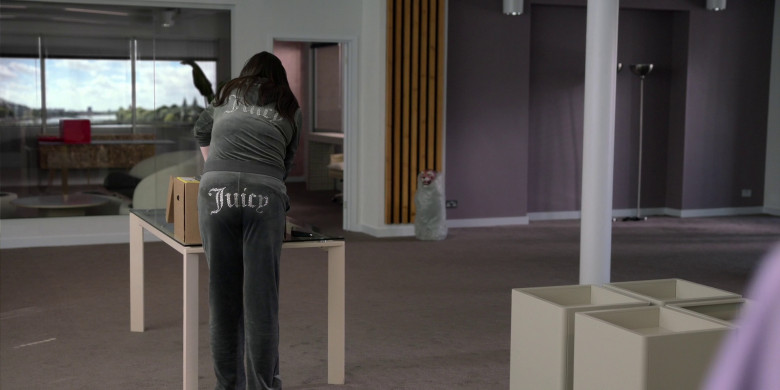 Juicy Couture Tracksuit in Ted Lasso S03E10 "International Break" (2023) - 371352