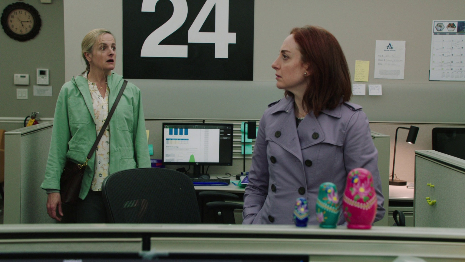 HP PC Monitor In Law & Order Special Victims Unit S24E22 "All Pain Is One Malady" (2023)