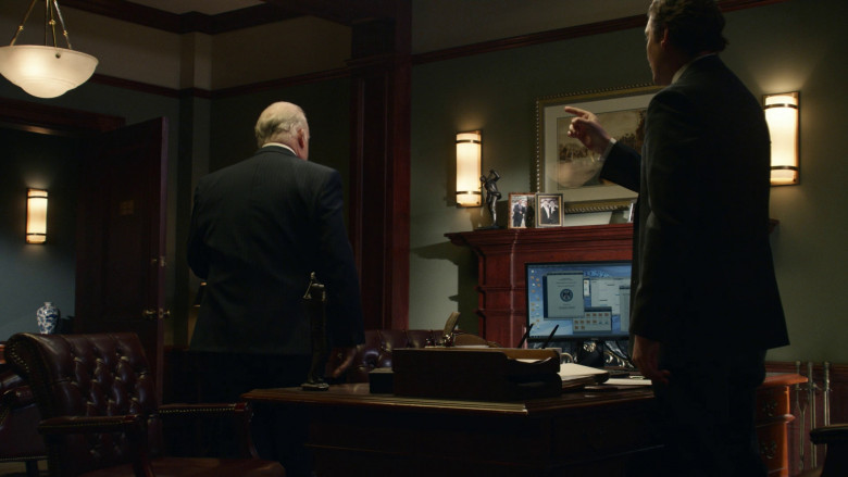 Dell Monitor of Toby Leonard Moore as Congressman Arthur Hudson in The Blacklist S10E13 "The Sicilian Error of Color" (2023) - 372958