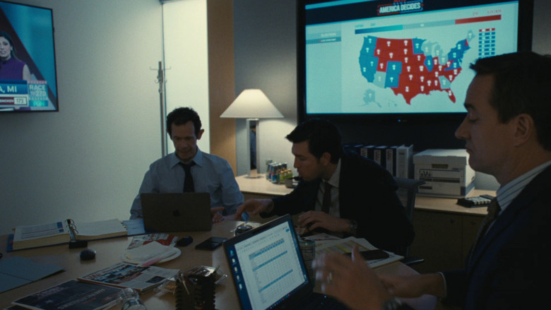 Apple MacBook Laptop, UTZ Chips, Red Bull Energy Drinks in Succession S04E08 "America Decides" (2023) - 369623