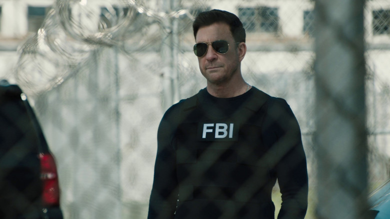 Ray-Ban Men's Sunglasses in FBI: Most Wanted S04E20 "These Walls" (2023) - 368950