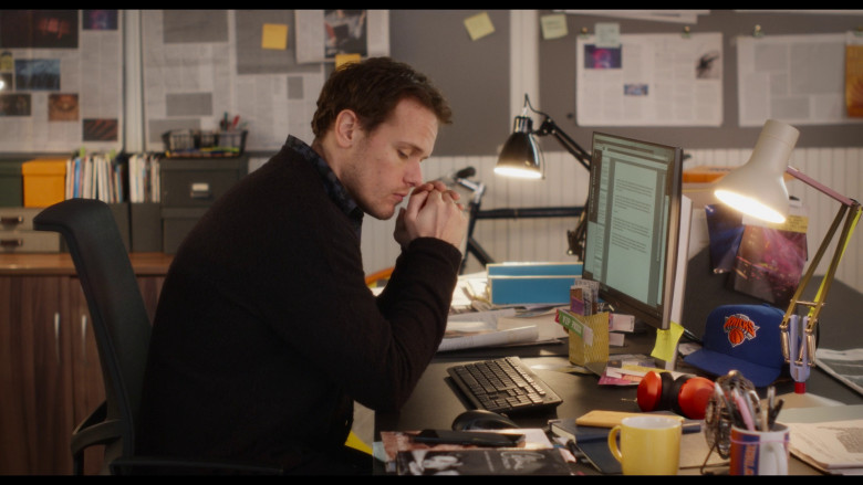 Dell Monitor and PC Keyboard Used by Sam Heughan as Rob Burns in Love Again (2023) - 373178