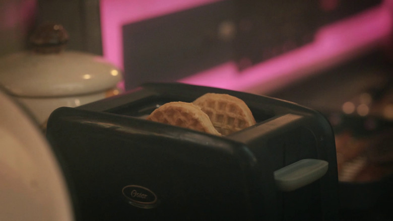 Oster Toaster in Blindspotting S02E08 "Return to Ithaca" (2023) - 374555