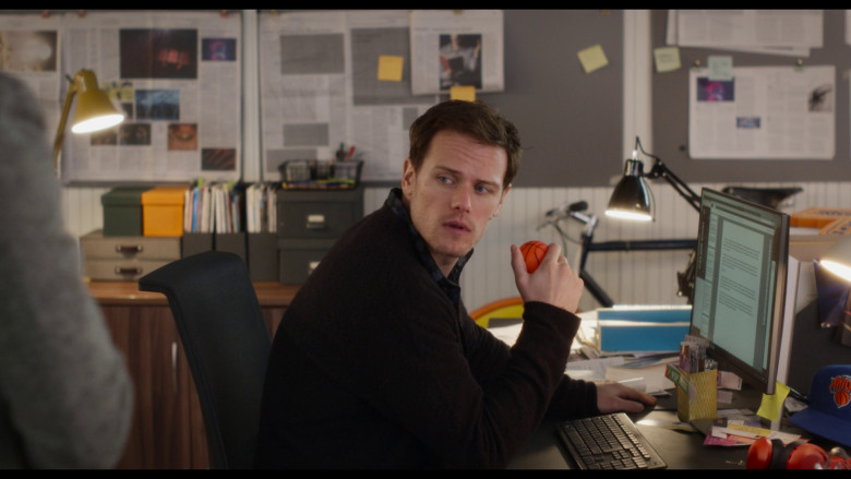 Dell Monitor and PC Keyboard Used by Sam Heughan as Rob Burns in Love Again (2023) - 373186