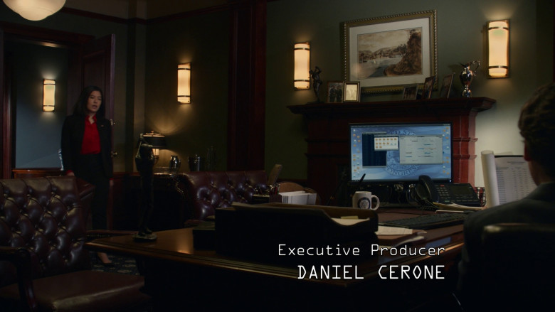 Dell Monitor of Toby Leonard Moore as Congressman Arthur Hudson in The Blacklist S10E13 "The Sicilian Error of Color" (2023) - 372941