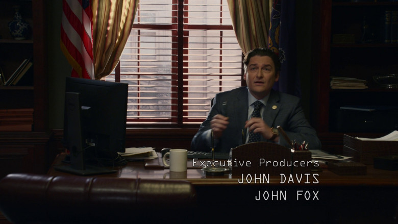 Dell Monitor of Toby Leonard Moore as Congressman Arthur Hudson in The Blacklist S10E13 "The Sicilian Error of Color" (2023) - 372949