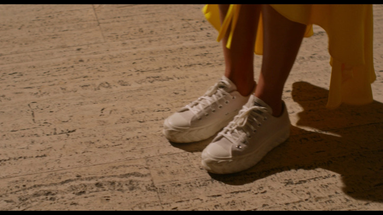 Converse Women's Shoes (White) Worn by Priyanka Chopra as Mira Ray in Love Again (2023) - 373143