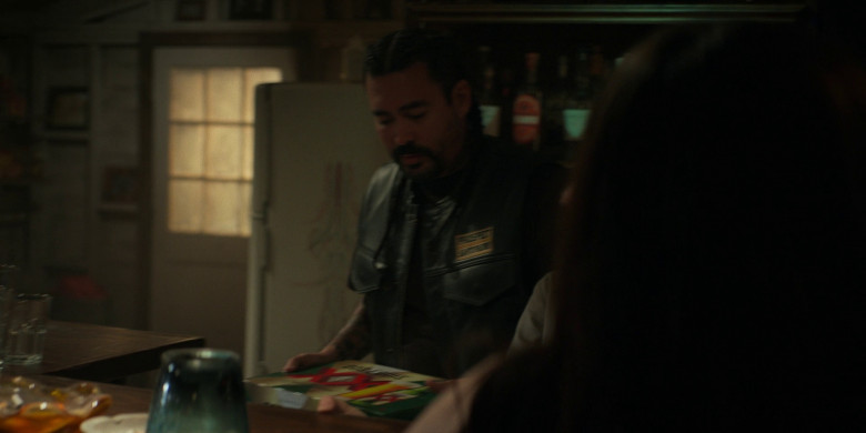 Dos Equis XX Beer in Mayans M.C. S05E02 "Lord Help My Poor Soul" (2023) - 374683