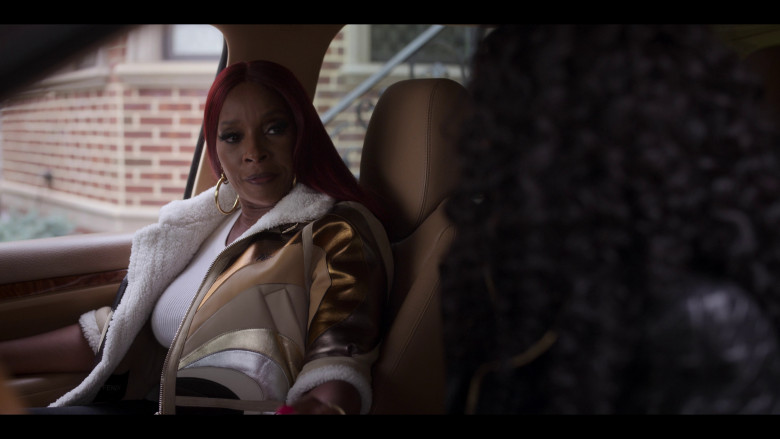 Fendi Coat of Mary J. Blige as Monet in Power Book II: Ghost S03E10 "Divided We Stand" (2023) - 374514
