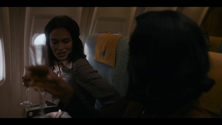 United Airlines Aircraft in White House Plumbers S01E04 "The Writer's Wife" (2023) - 373611