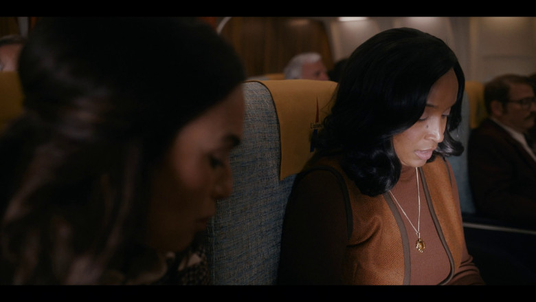 United Airlines Aircraft in White House Plumbers S01E04 "The Writer's Wife" (2023) - 373623