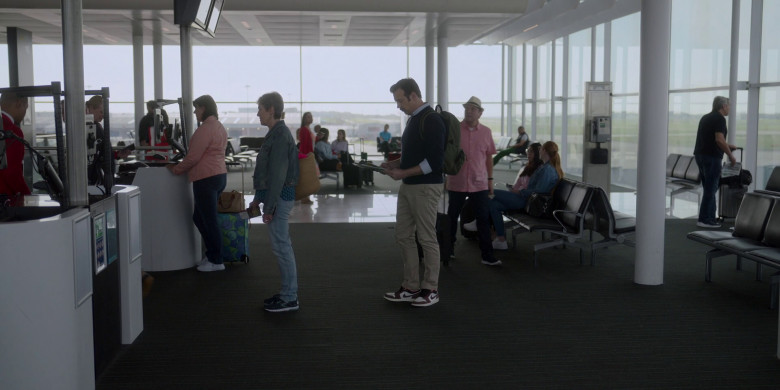 Nike Men's Sneakers of Jason Sudeikis in Ted Lasso S03E12 "So Long, Farewell" (2023) - 375392