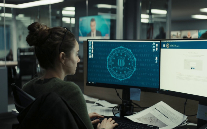 Microsoft PC Keyboard Used by Shailene Woodley as Eleanor Falco in To Catch a Killer (2023)