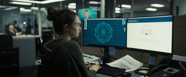 Microsoft PC Keyboard Used by Shailene Woodley as Eleanor Falco in To Catch a Killer (2023) - 370971