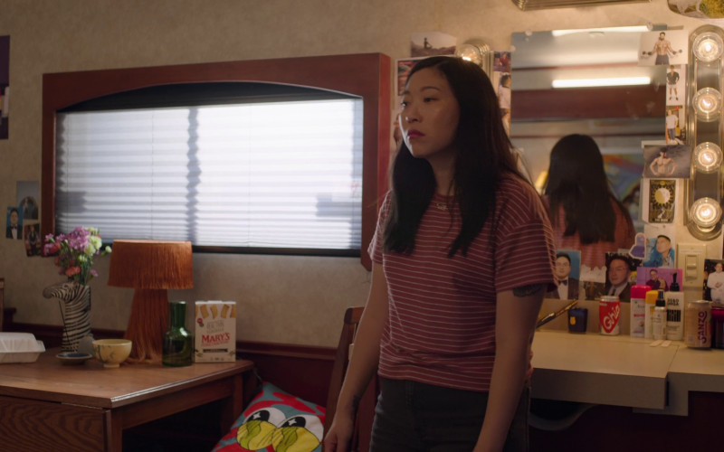 #384 Awkwafina Is Nora From Queens Season 3, Episode 3 (Timecode – H00 M06 S23)