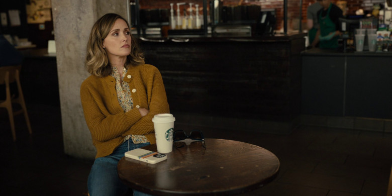 Starbucks Coffeehouse in Platonic S01E01 "Pilot" (2023) - 373779