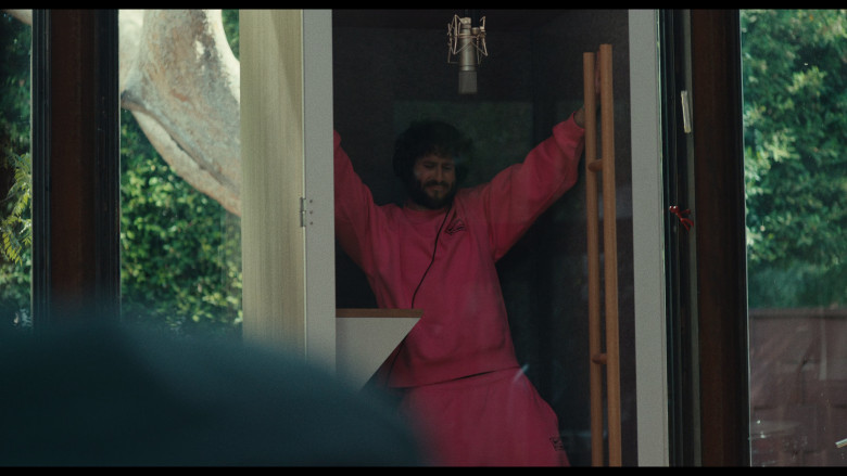 Nike x Stussy Pink Sweatshirt and Sweatpants Tracksuit Outfit of Lil Dicky in Dave S03E09 "Dream Girl" (2023) - №374452