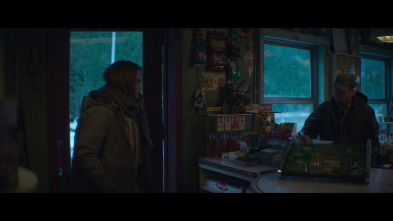 Jack Link's, Lay's Potato Chips, Dentyne Gum in The Mother (2023) - 369309
