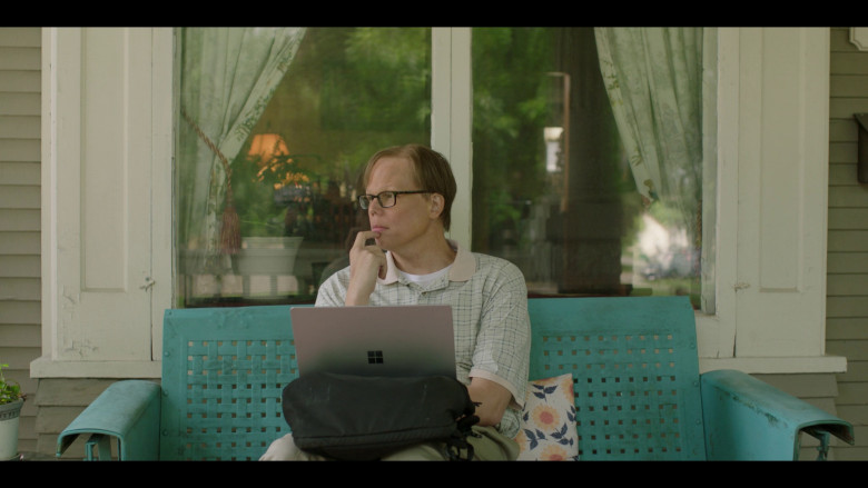 Microsoft Surface Laptop Used by Jeff Hiller as Joel in Somebody Somewhere S02E03 "SLS" (2023) - 368224