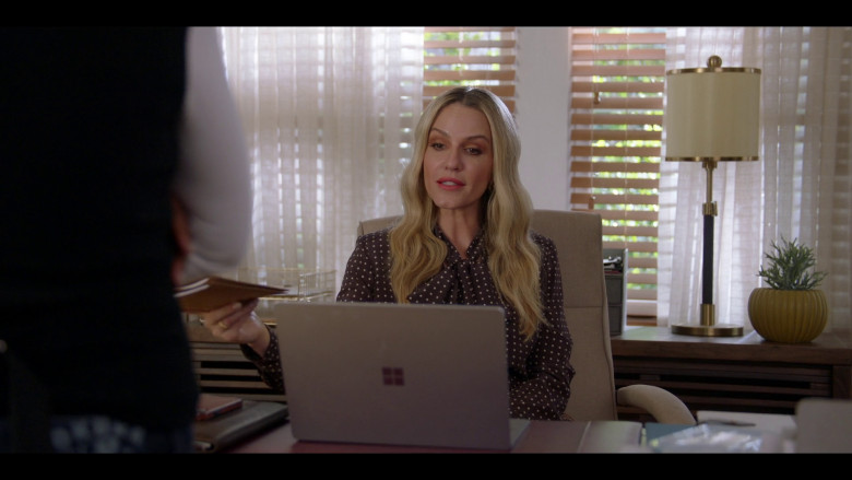 Microsoft Surface Laptops in All American S05E19 "Sabotage" (2023) - 367986